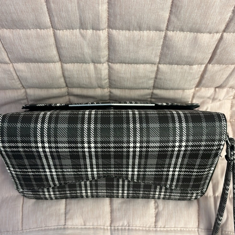 💙GRAY PLAID WRISTLET *EUC* - Picture 6 of 6